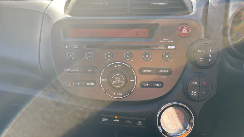 Honda Jazz 1.4 i-VTEC ES Plus 5dr CVT Petrol Hatchback